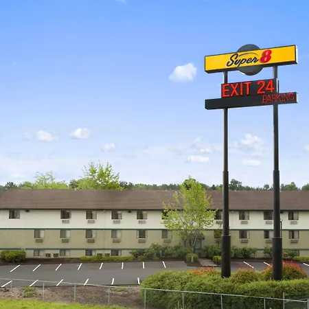 Super 8 By Wyndham Portland Airport Hotel